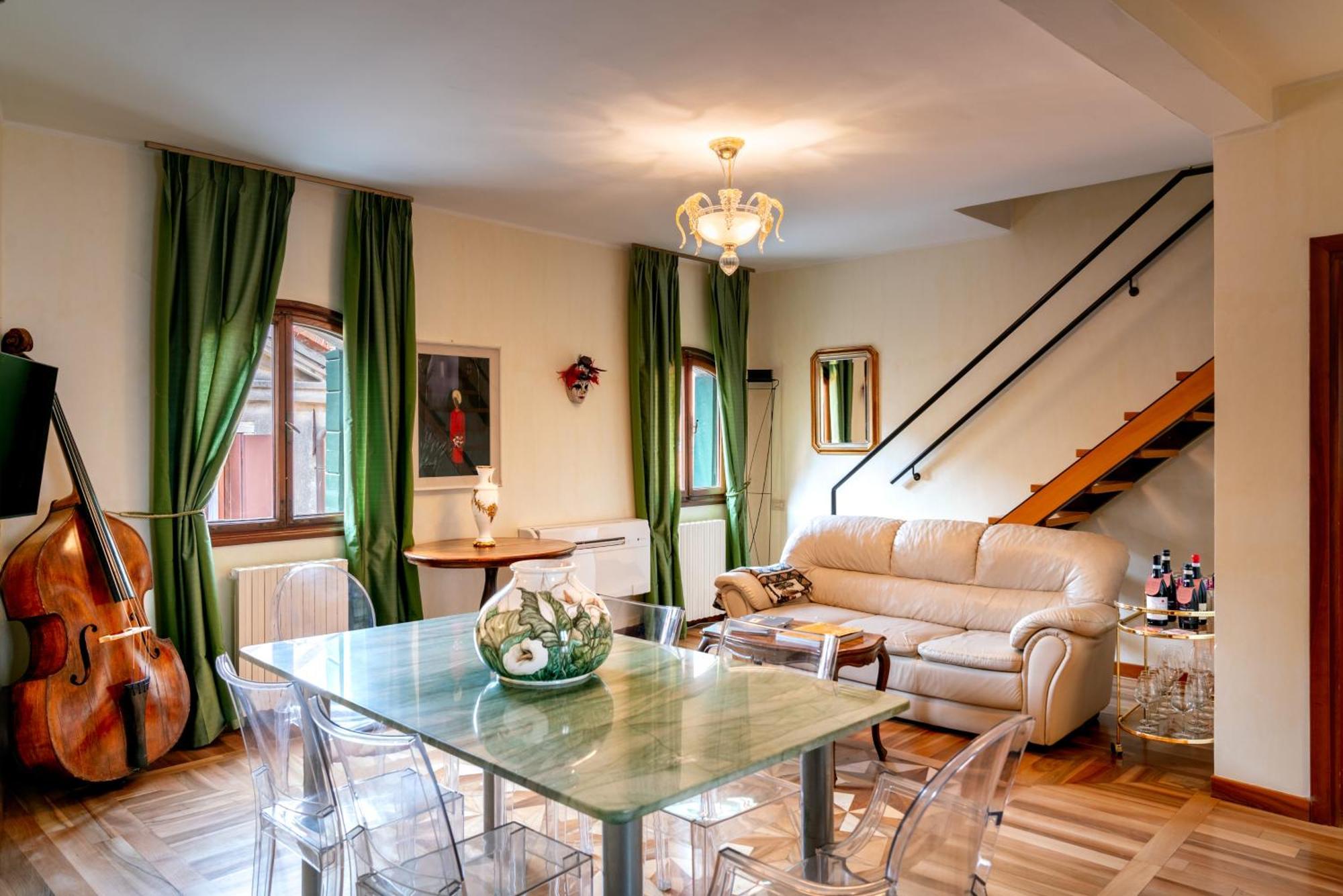 Palazzo San Luca 3* Venedig